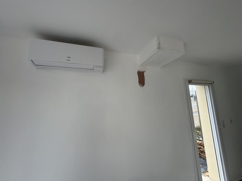 réparation et remise en état infiltration et dégât des eaux dans le Gard Nîmes lunel réparation et finition avec une peinture professionnelle