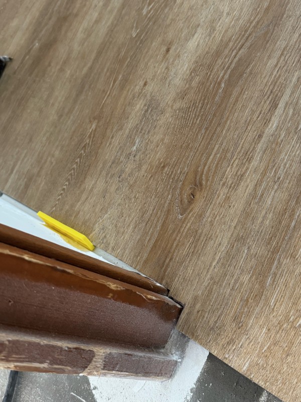 Rénovation du sol d’une maison de 1979 à Vergeze dans le Gard 