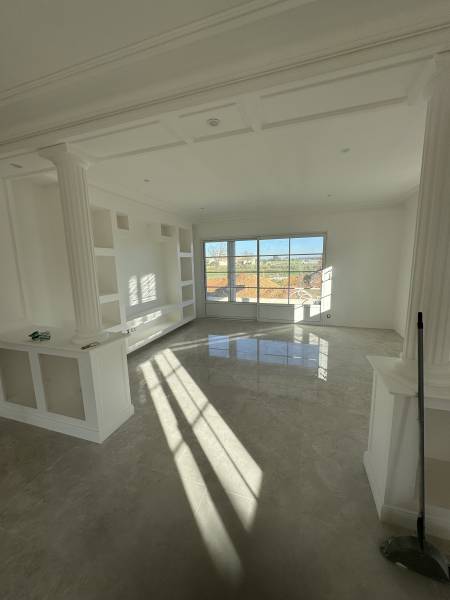 Pose de placo et enduits décoratifs à Montpellier : murs lisses et finitions impeccables pour votre intérieur